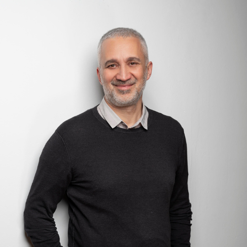 Ahmet 	 Akın